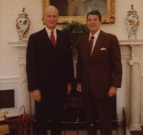 John Louis and Ronald Reagan in 1981.jpg