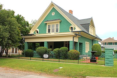 8thstreet4.JPG