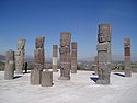 Atlantes de Tula.jpg