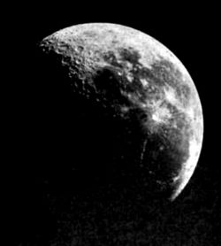 Moon2.jpg