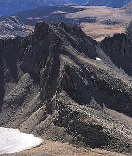 Mount Versteeg.jpg