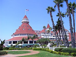Hotel-Del-Coronado (2509104223).jpg