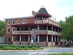 Deer Park Hotel Newark DE Apr 10.JPG