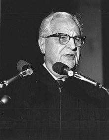 Leonard Usina.jpg