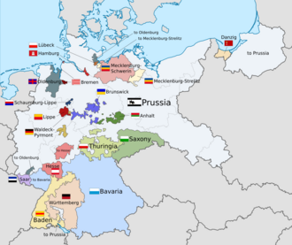 A colour-coded map of Germany in the early 1930s showing the individual German states and independent cities. The largest states of Prussia and Bavaria are coloured in light grey and light blue respectively.